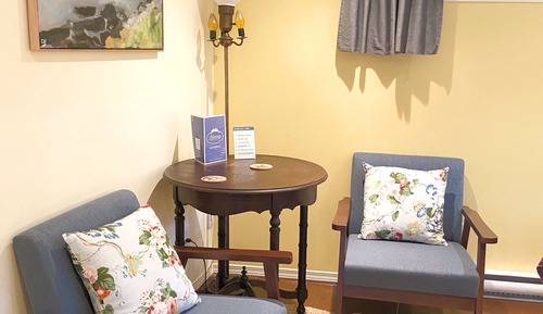 Deluxe Studio, 1 King Bed, Kitchenette