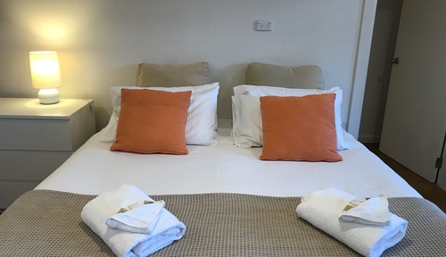 Deluxe Queen Room 
