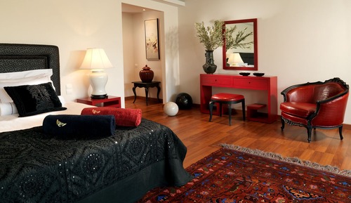 Exclusive Junior Suite with private Jetted Tub or Pool