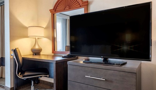 Suite, Multiple Beds, Accessible, Non Smoking