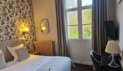 Double Room (Charm)