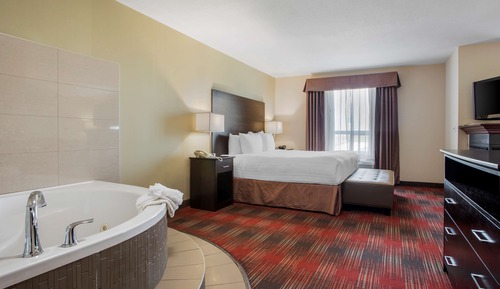 Suite, 1 King Bed, Non Smoking, Jetted Tub (with Sofabed)