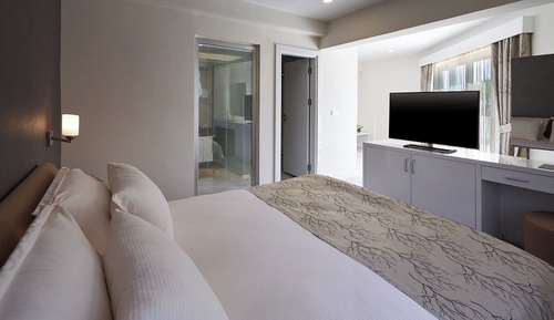 King Suite