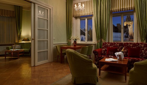 Old Town Square Suite
