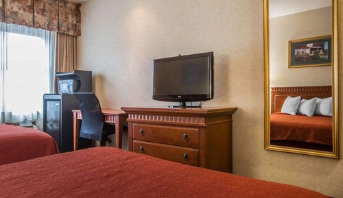Double Room, 2 Queen Beds, Non Smoking