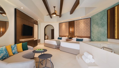 Junior Suite, 2 Queen Beds, Garden View