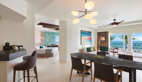 Suite, 1 King Bed, Oceanfront