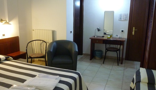 Classic Double Room Single Use, Private Bathroom, Tower