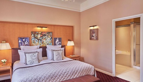 Suite, 1 Double Bed with Sofa bed