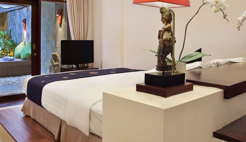 Mandira Club Suite King