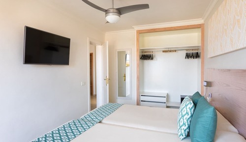 Superior Room (Premium - 4 adults)