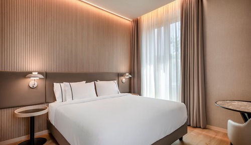 Standard Room, 1 Queen Bed, Non Smoking