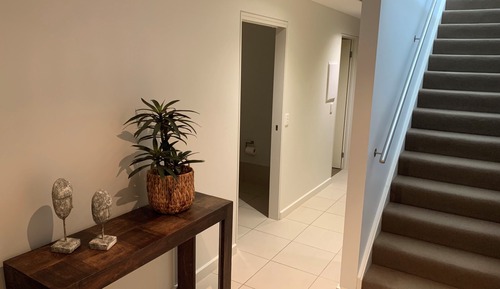 Deluxe Three Bedroom Apartment