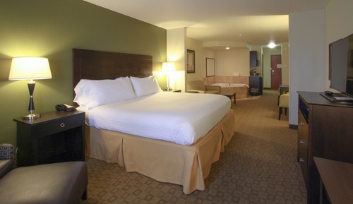 Suite, 1 King Bed, Jetted Tub