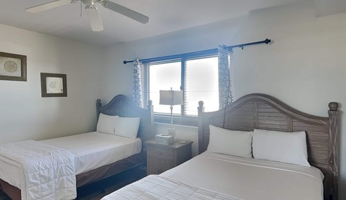 Condo, Multiple Beds, Balcony (931 - No Pets Allowed)