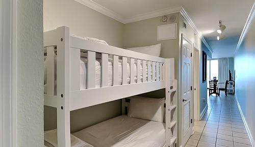 Condo, Multiple Beds, Balcony (528 - No Pets Allowed)