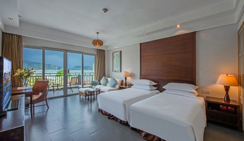 Deluxe Room, 2 Twin Beds, Balcony, Sea View