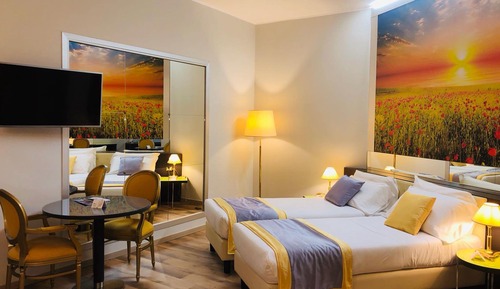 Standard Twin Room