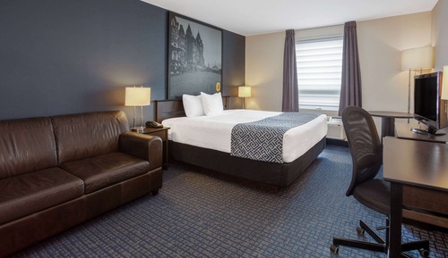 Standard Room, 1 King Bed