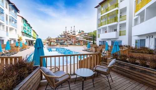 Club Family Suite Swim-up Sharing Pool