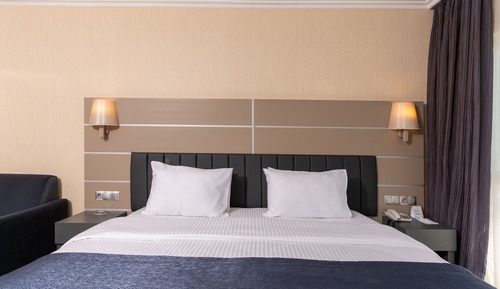 Deluxe Single Room