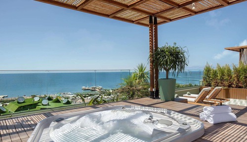 Premier Roof Top Suite