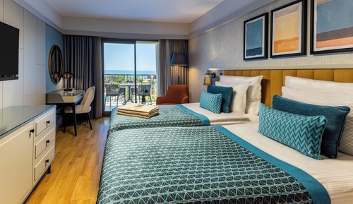 Deluxe Room Direct Sea View