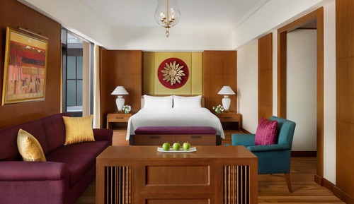 Premier Room, 1 King Bed