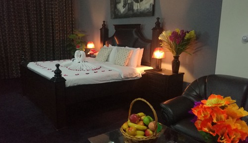 Junior Studio Suite, 1 Bedroom, Partial Sea View