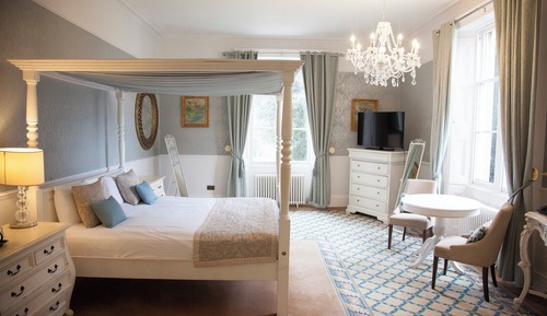 Four Poster Room