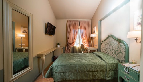 Single Room
