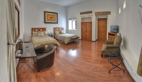 Double Room, 2 Double Beds