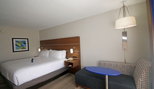 Standard Room, 1 King Bed