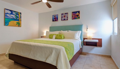 Suite, 1 King Bed with Sofa bed, Balcony, Sea View