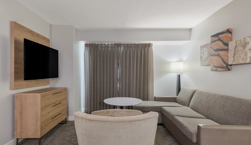 Suite, 2 Bedrooms, Accessible, Kitchen (2 Bathrooms)
