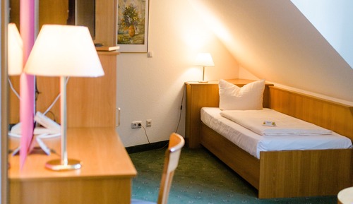 Comfort Single Room