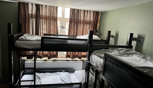 Shared Dormitory, Mixed Dorm, Ensuite (6 persons)
