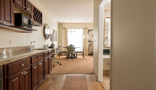 Luxury Single Room, 1 King Bed (Historic City View)