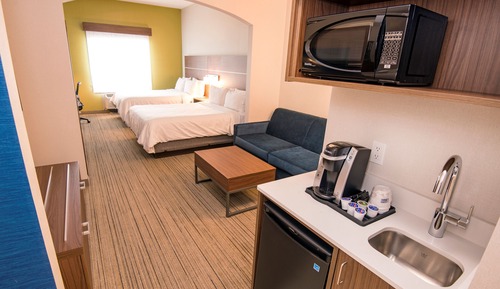 Suite, Multiple Beds