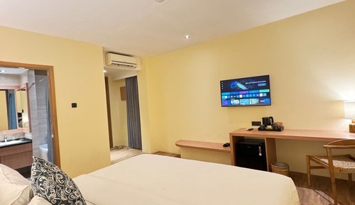 Deluxe Room, Non Smoking
