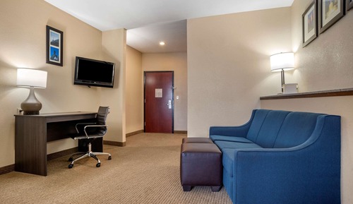 Suite, 1 King Bed, Accessible, Non Smoking