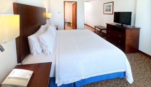 Standard Room, 1 King Bed