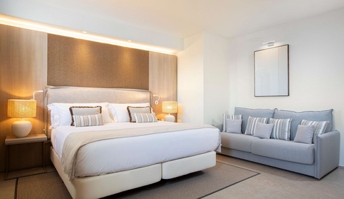 Junior Suite, 1 King Bed, Sea View