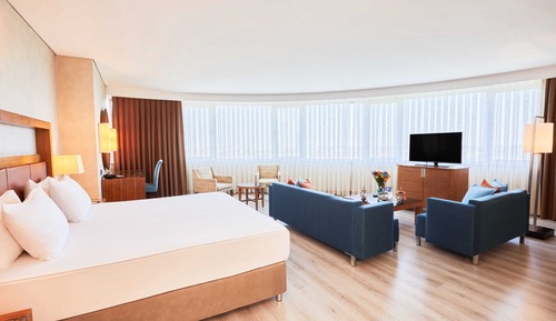 Junior Suite, 1 King Bed