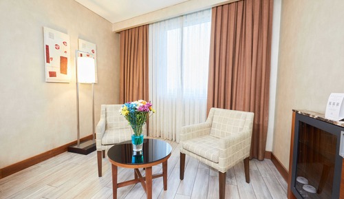 Deluxe Room, 1 King Bed