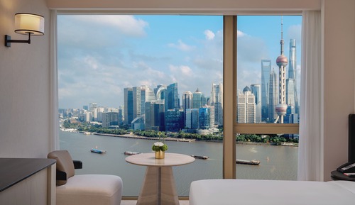 Pearl Tower River View Twin