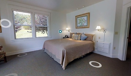 Suite, 1 King Bed, Garden View (No Pets or Children)