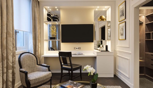 Junior Suite, 1 King Bed with Sofa bed