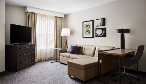 Suite, 1 Queen Bed with Sofa bed, Non Smoking
