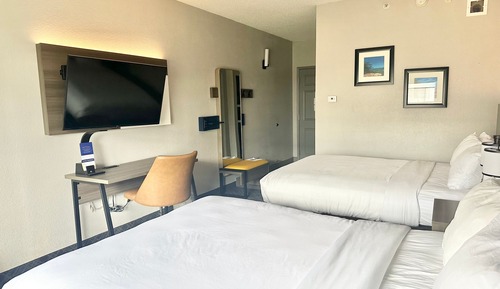 Standard Room, 2 Queen Beds, Non Smoking